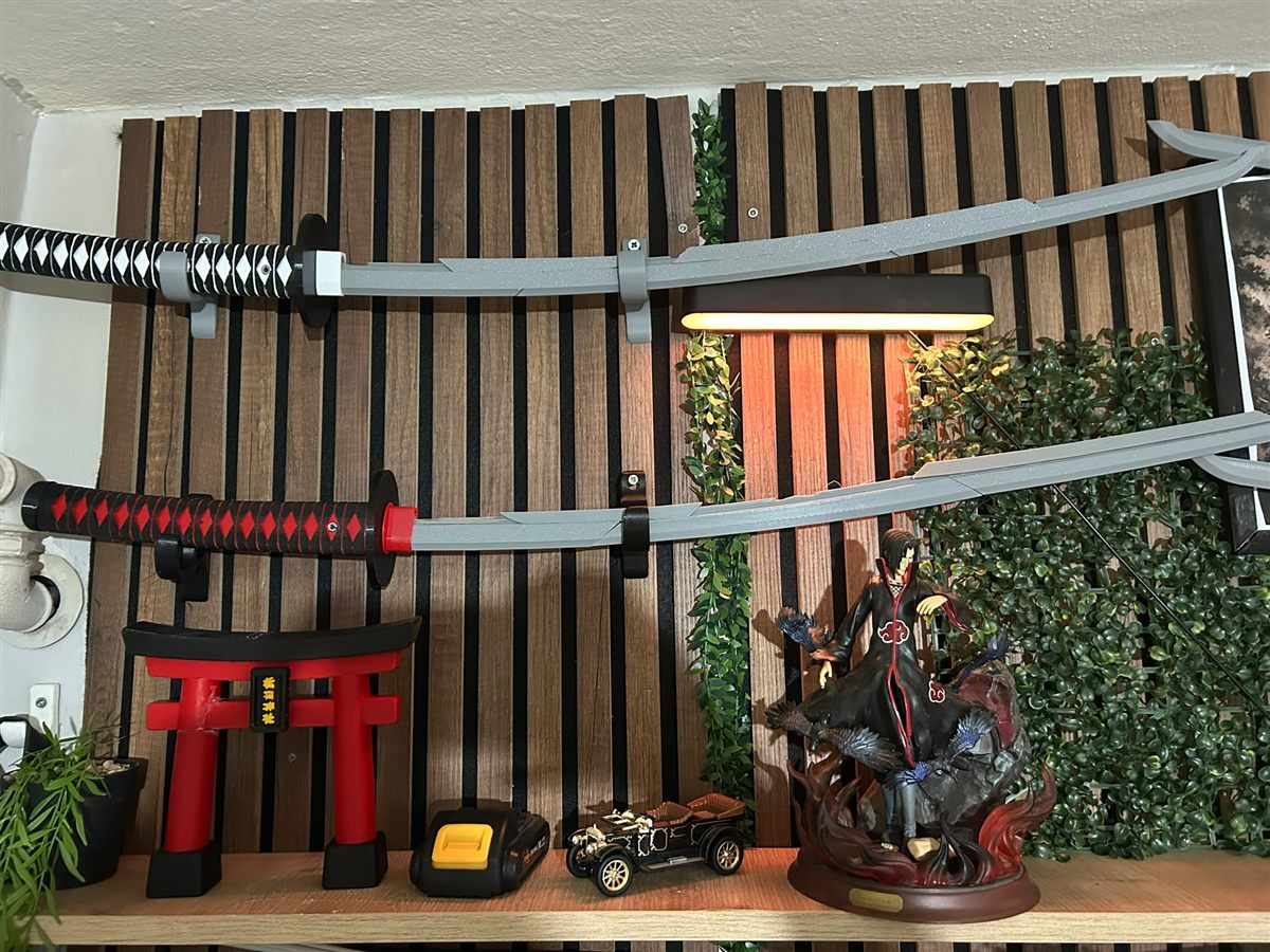 Duvarda asılı 3D baskı katanalar ve torii kapısı